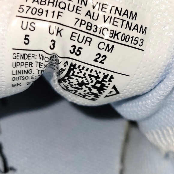 NEW Converse Chuck Taylor All Star Low Top Tie Dye Sneaker  - 5 - Picture 8 of 8